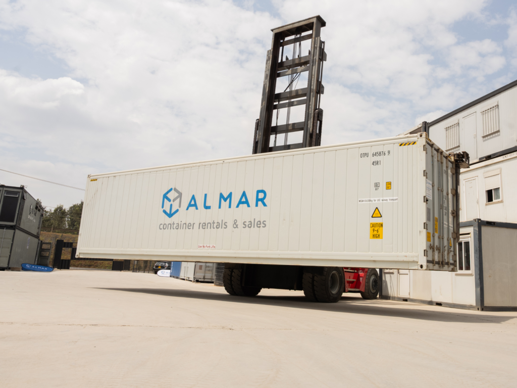 What Happens if Something Goes Wrong with your Rented Reefer Container ...