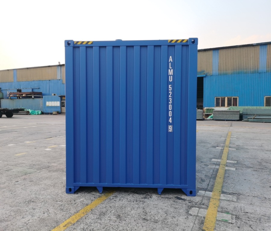 Almar's Shipping container
